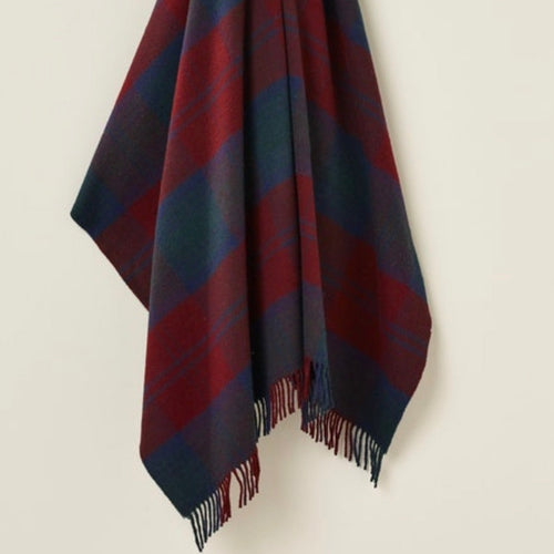 Bronte by Moon – Lindsay Tartan Wool Throw Utstillingsvare