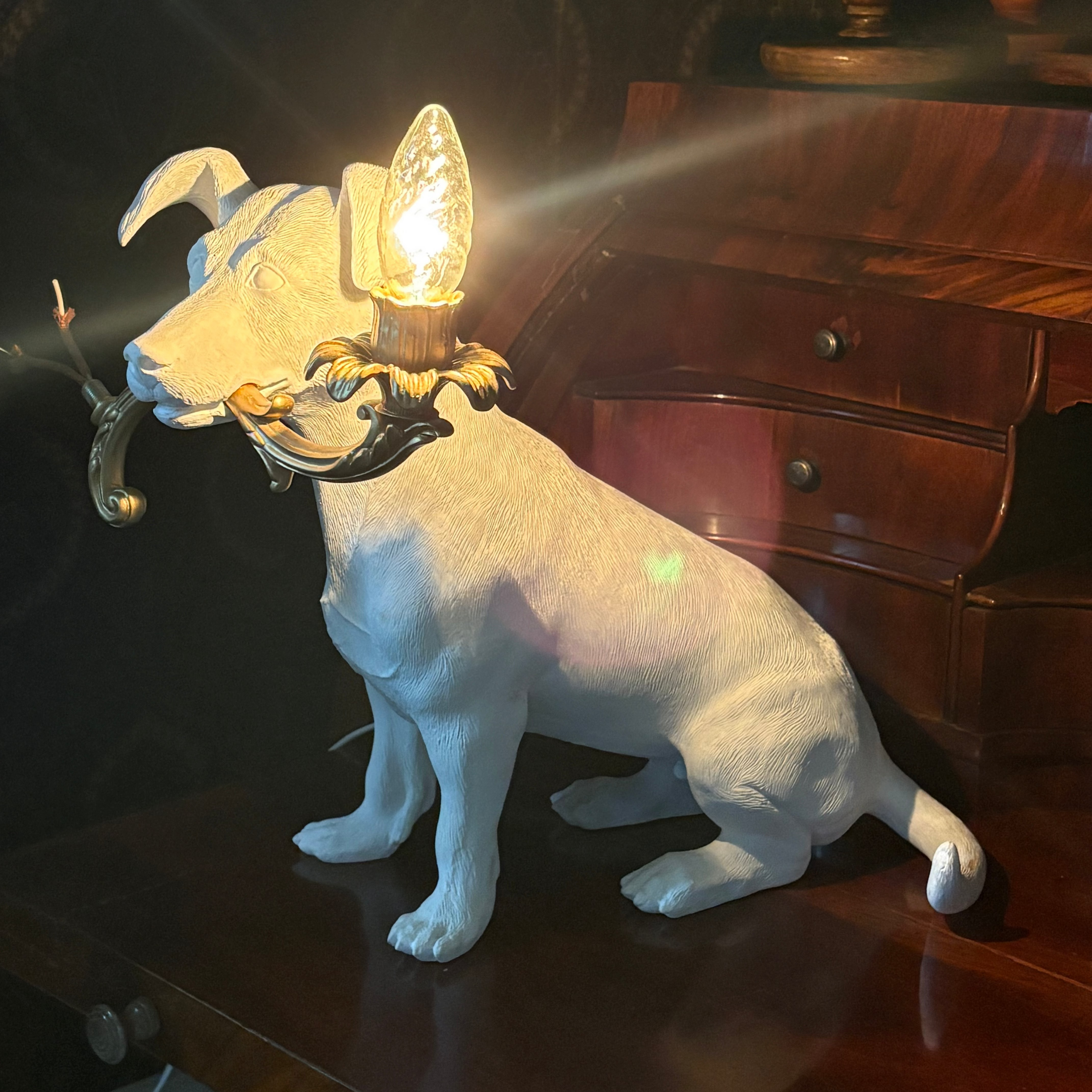 Jack Russell – skulpturell bordlampe | Secondhand